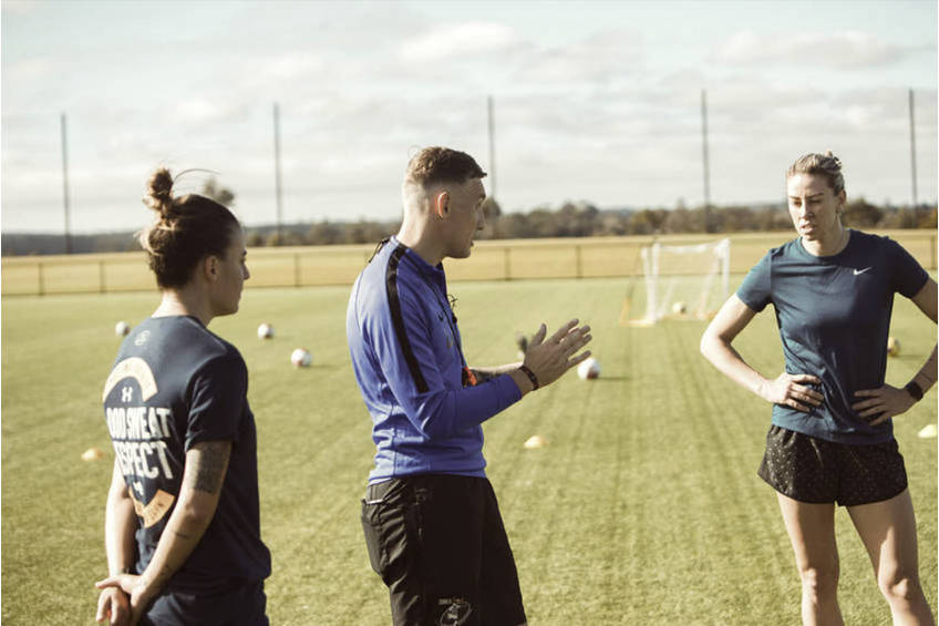 Take your Football to the roof with Lee Jones!0