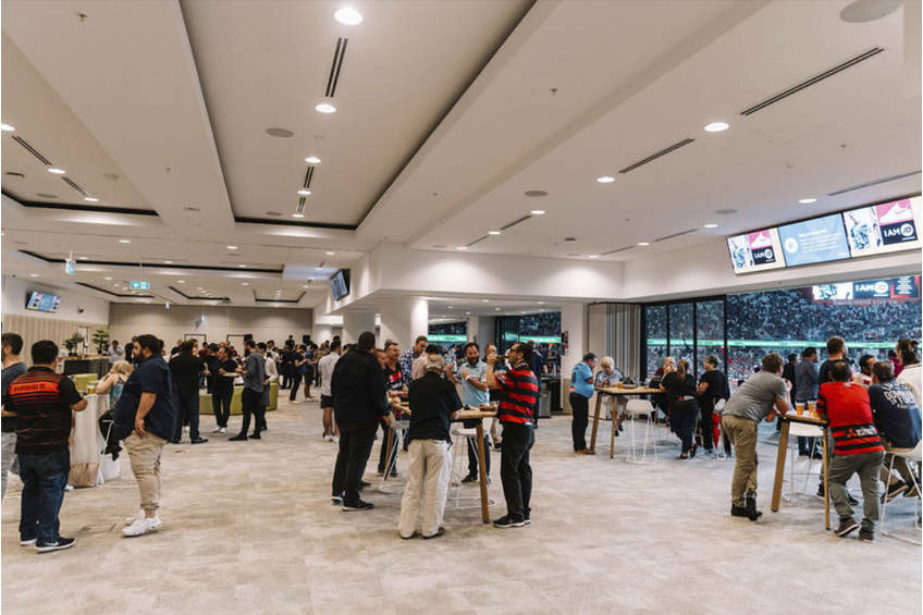 Wanderers Ambassadors Lounge Experience2