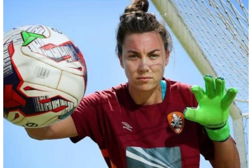 Goalkeeping Session with MacKenzie Arnold0