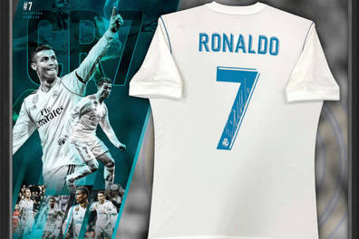 CRISTIANO RONALDO SIGNED REAL MADRID JERSEY