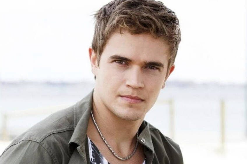 Lunch with Home & Away Star Nic Westaway0