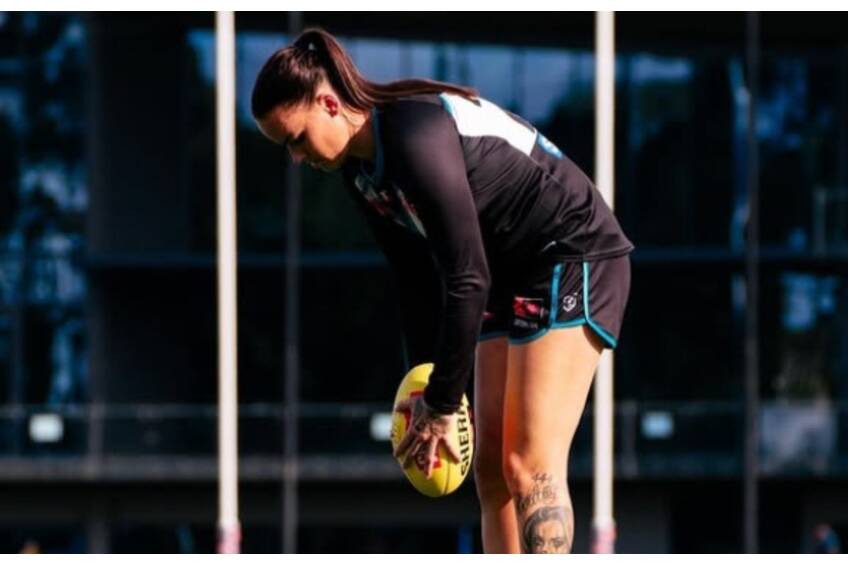 Aussie Rules Gemma Houghton Experience0
