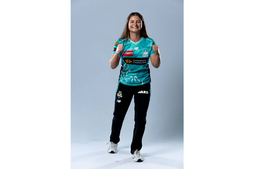 main#7 Lucy  Bourke  Brisbane Heat Signed Indigenous Match Shirt0