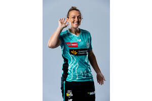 #44 Nicola Hancock Brisbane Heat Signed Indigenous Match Shirt1