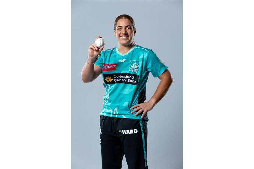 #32 Nadine De Klerkj Brisbane Heat Signed Indigenous Match Shirt0