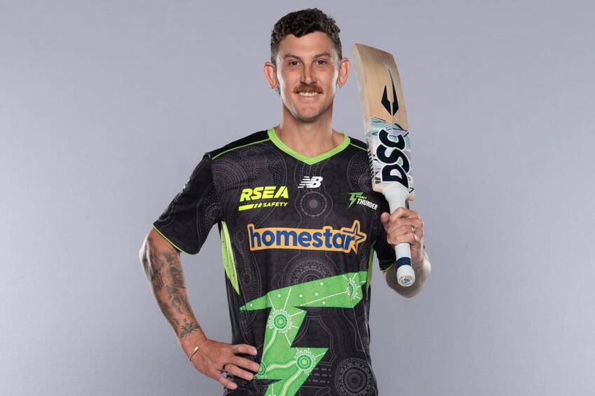 Nic Maddinson Signed Shirt0