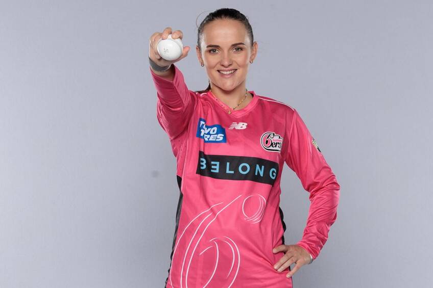 Amelia Kerr Signed Shirt0