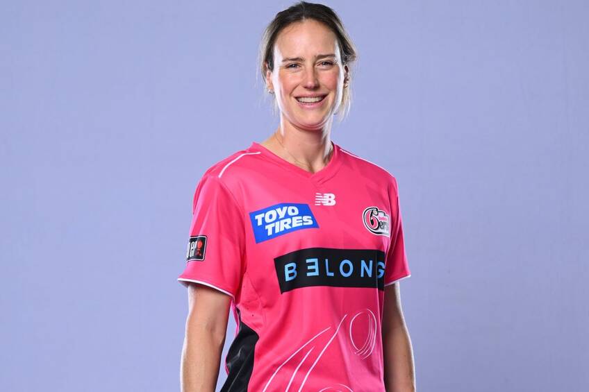 Ellyse Perry Signed Shirt0