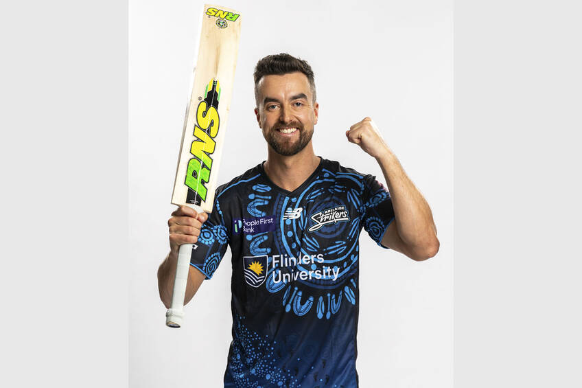 Alex Ross Signed Shirt0