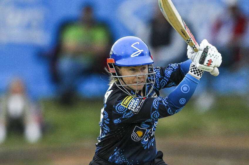 Tammy Beaumont Signed Shirt0