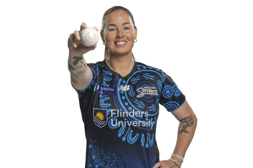 Amanda-Jade Wellington Signed Shirt0