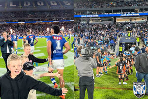 Bulldogs Warm up and Guard of Honour R122