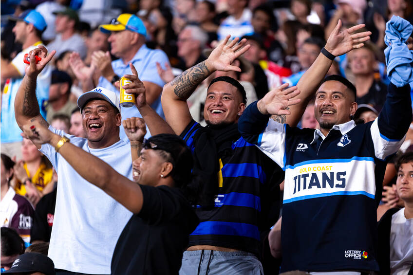 Gold Coast Titans Open Air Box Experience - 12 Pax4